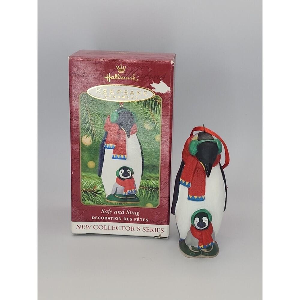Hallmark Keepsake Ornament Safe And Snug #1 in Series 2001 U76